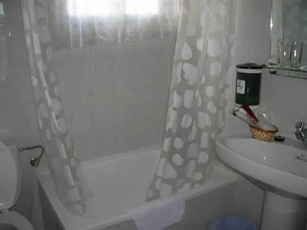 Hostal Estrella Del Mar Nerja Spain